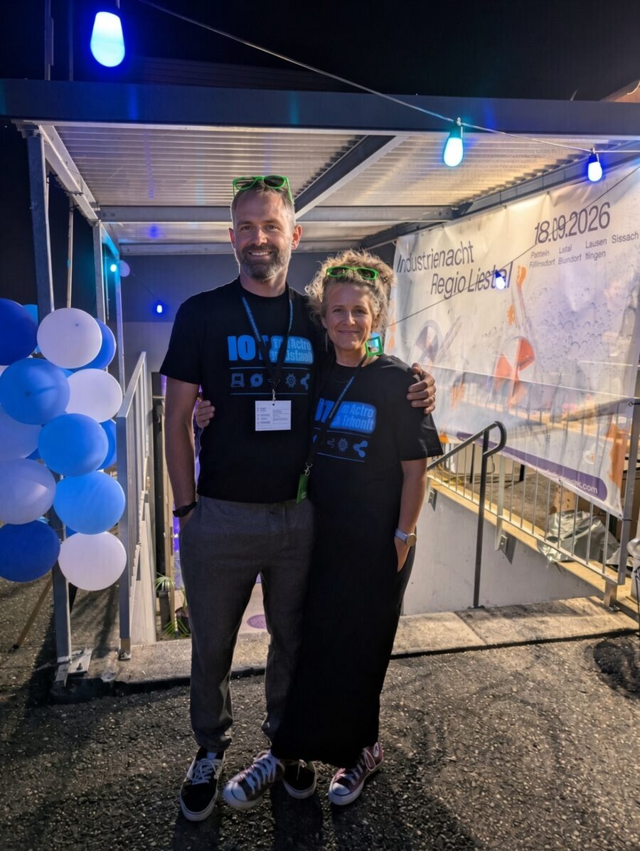 Foto: Eingang mit Ballonbogen und dem Banner der Industrienacht Regio Liestal vom 18. September 2026
